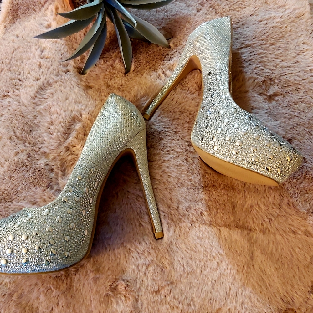 Bella Luna Heels